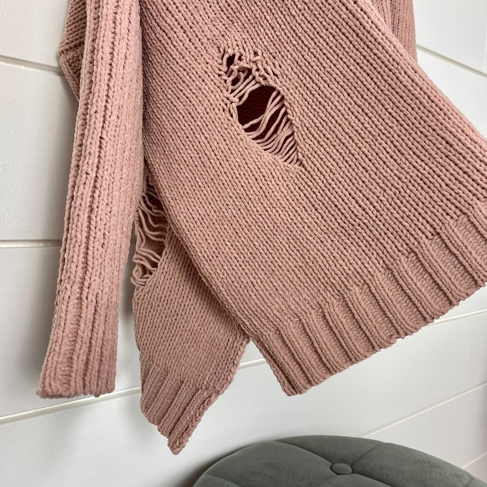 Super soft, distressed Hoodie, M. - Picture 4 of 5